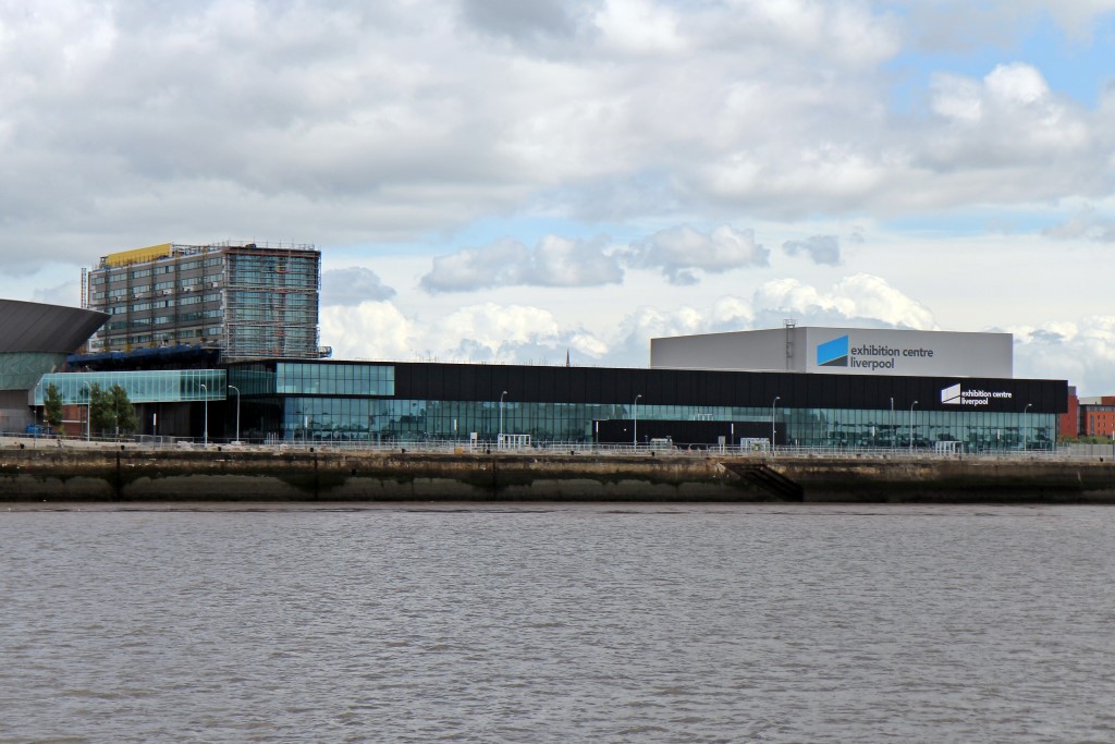 MEET TOP COMPANIES OFFERING APPRENTICESHIPS AT WHAT CAREER LIVE?