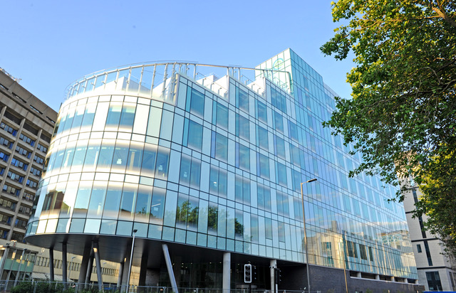 Curtis Painting Group plays vital role in opening of Liverpool’s new cancer centre