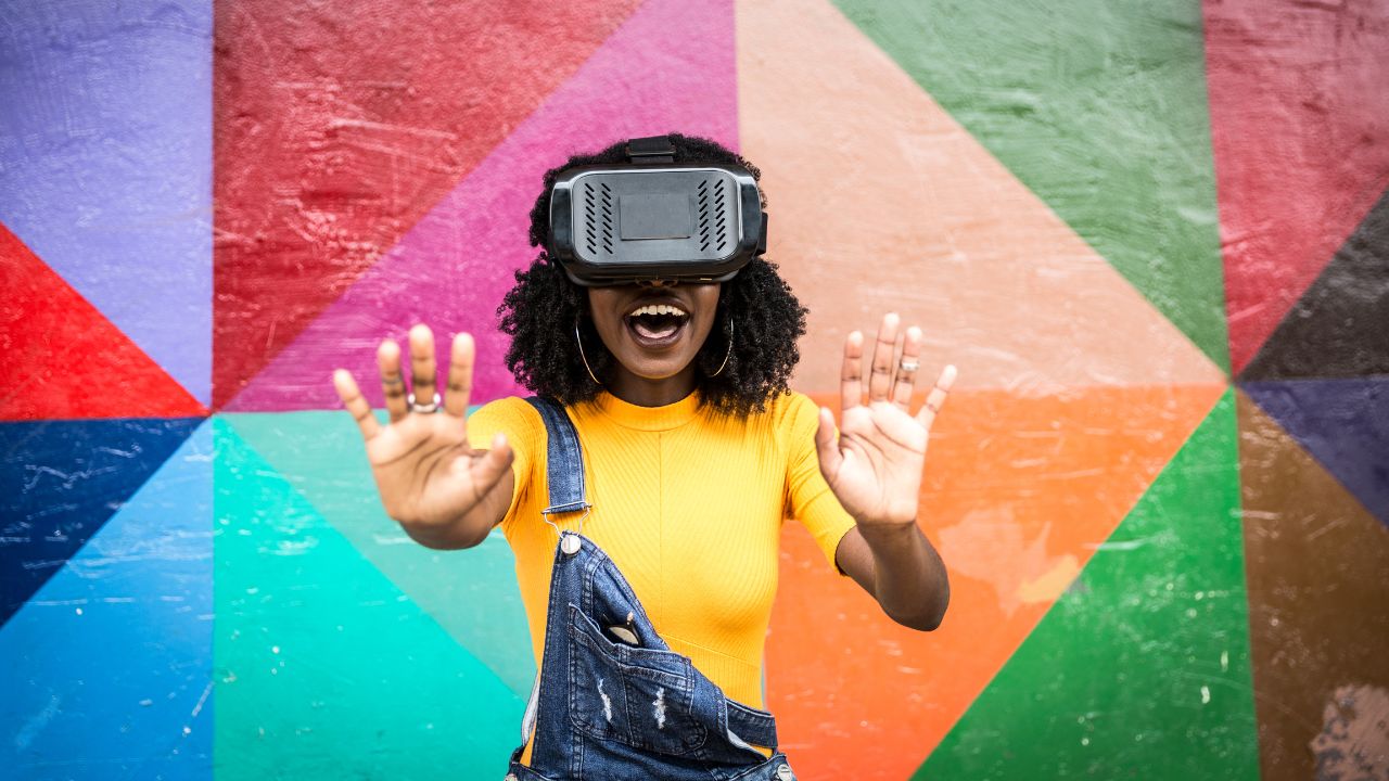 DefProc ENGINEERING SCOOPS MOST INNOVATIVE STAND AWARD